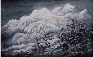 雪峰祥云迎兴盛